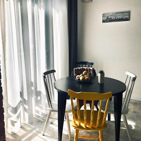 City Center Apartments By Happy Place Тбилиси Экстерьер фото