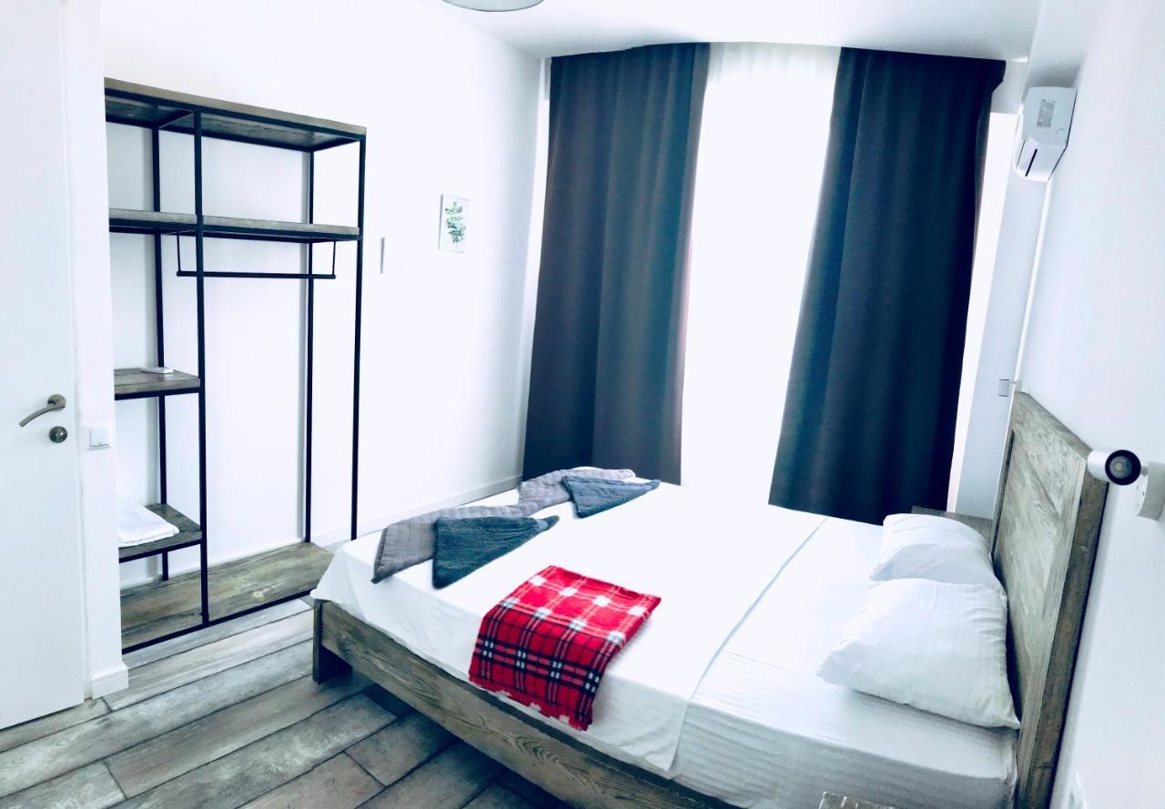 City Center Apartments By Happy Place Тбилиси Экстерьер фото
