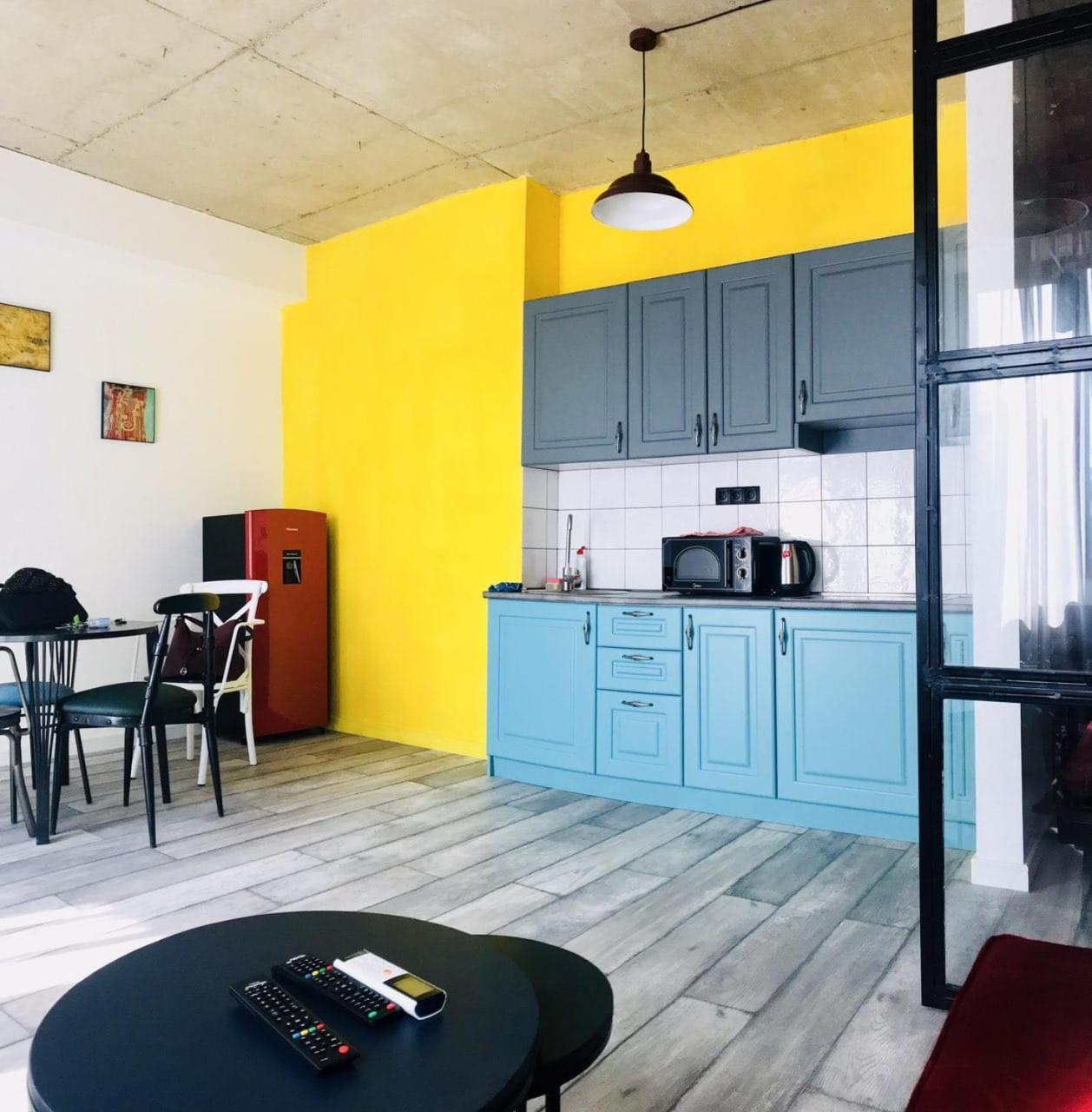 City Center Apartments By Happy Place Тбилиси Экстерьер фото